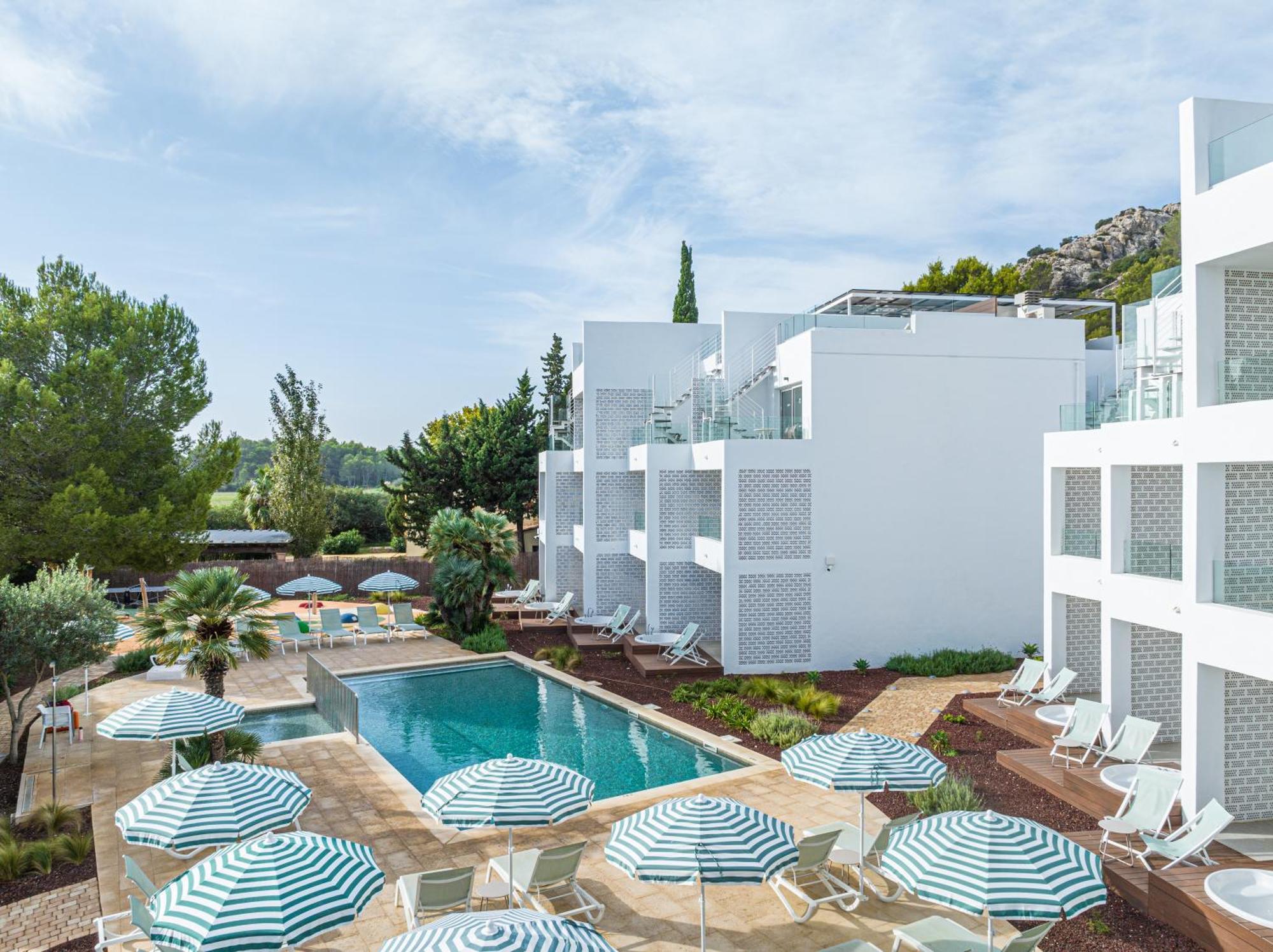 Cabot Las Velas Apartments Port de Pollenca Bagian luar foto